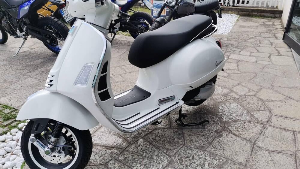 Vespa GTS 310 Super (2025) (2)