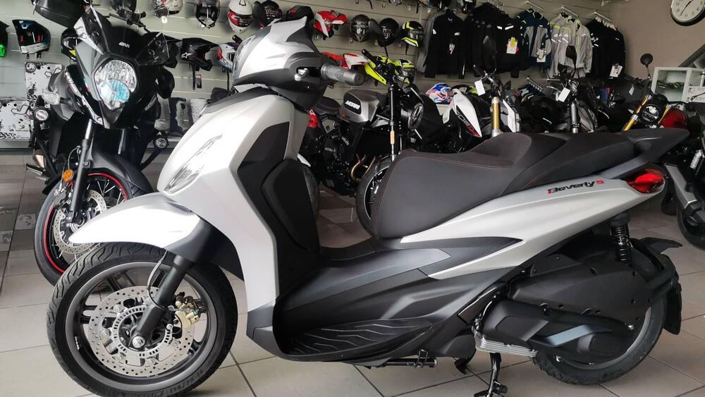 Piaggio Beverly 300 S ABS-ASR (2021 - 25)