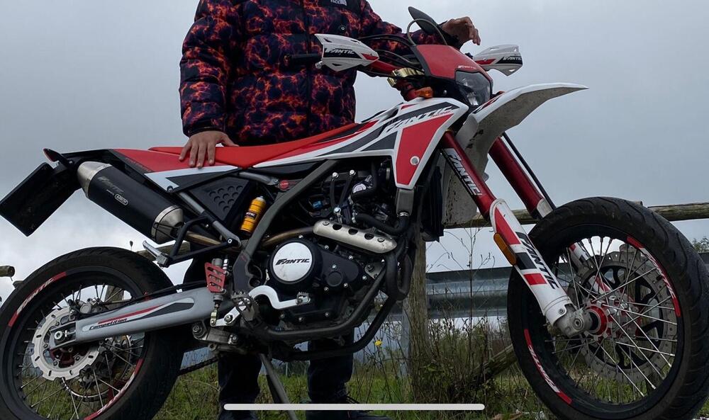 Fantic Motor Motard 125 Competition 4t (2020) (4)