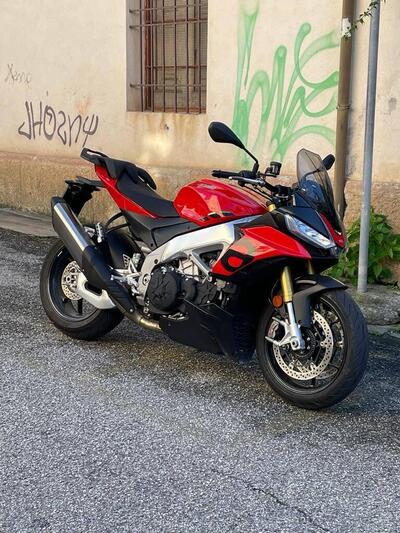 Aprilia Tuono V4 (2021 - 24) usata
