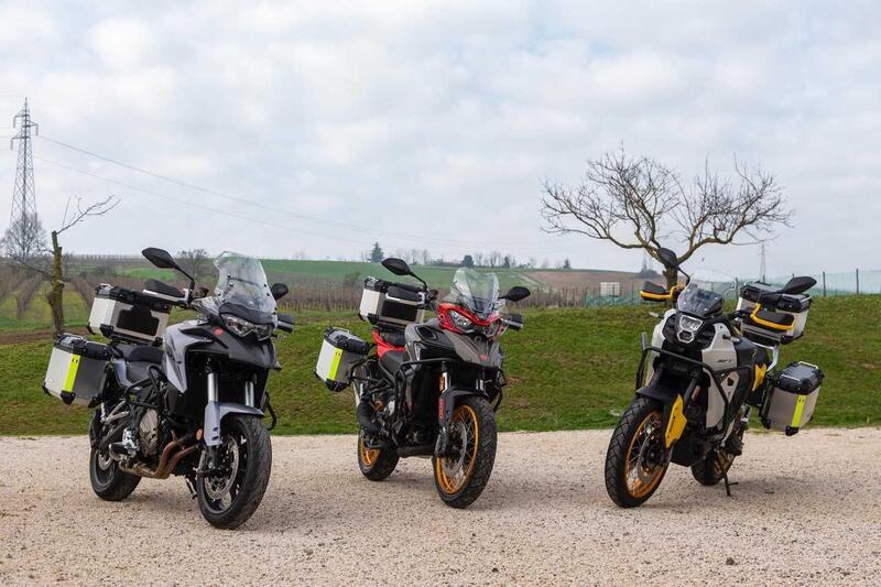 Il test delle Adventure 2024 di QJ Motor! SRT 700, SRT 800 SX e SVT 650 X [VIDEO]