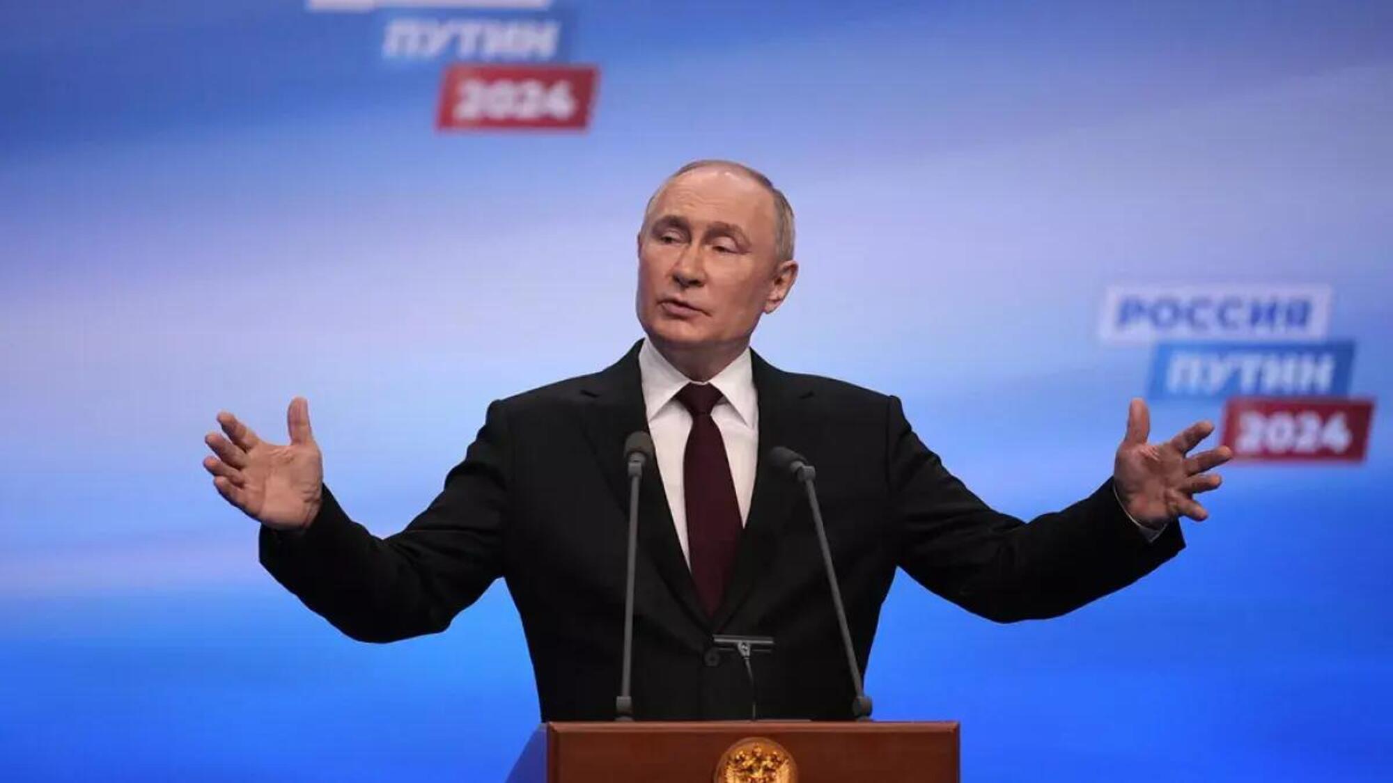 Vladimir Putin durante le elezioni presidenziali russe di marzo 2024