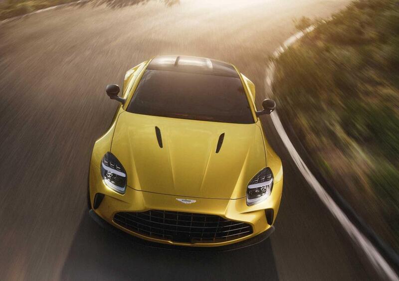 Aston Martin Vantage (7)