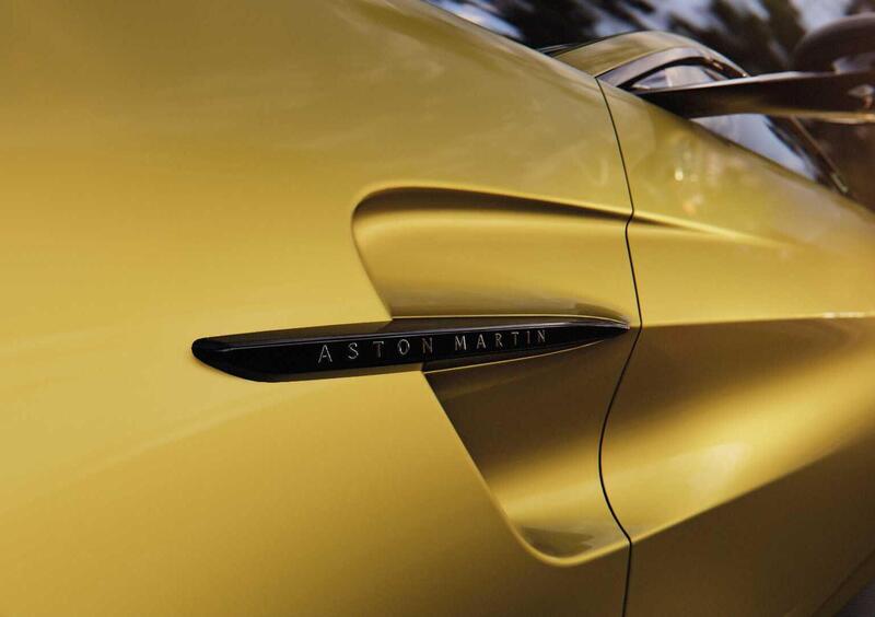 Aston Martin Vantage (2024-23) (17)
