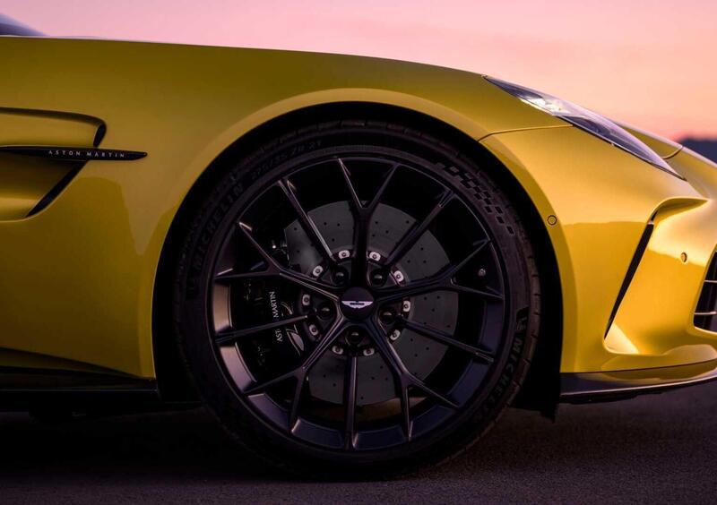Aston Martin Vantage (2024-23) (21)