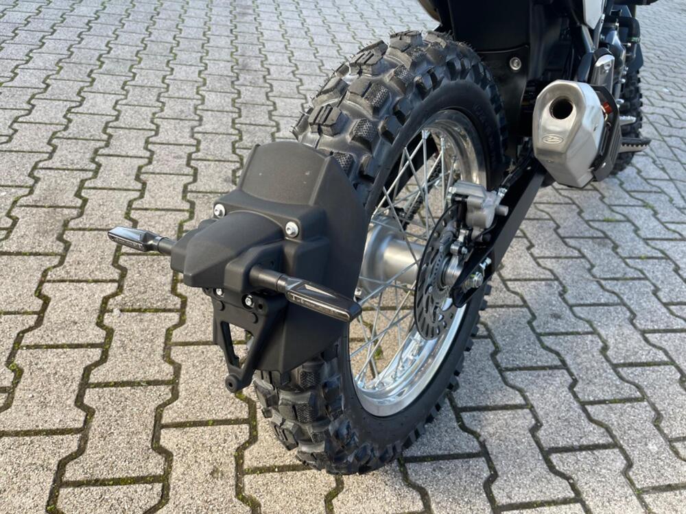 Betamotor Alp 4.0 (2024 - 25) (6)