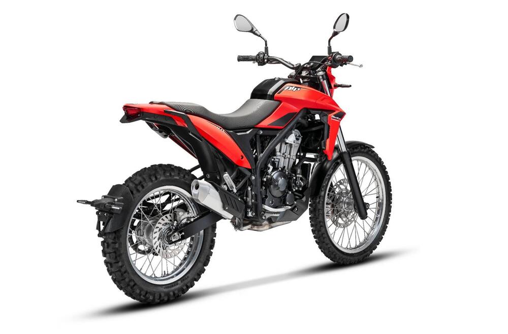 Betamotor Alp 4.0 (2024 - 25) (3)