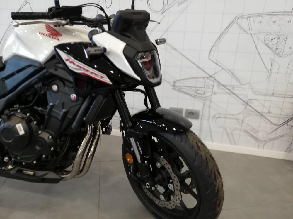 Honda CB 500 Hornet (2024 - 25) (9)