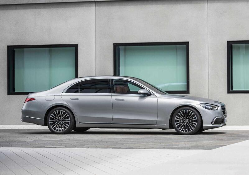 Mercedes-Benz Classe S (2020-->>) (8)