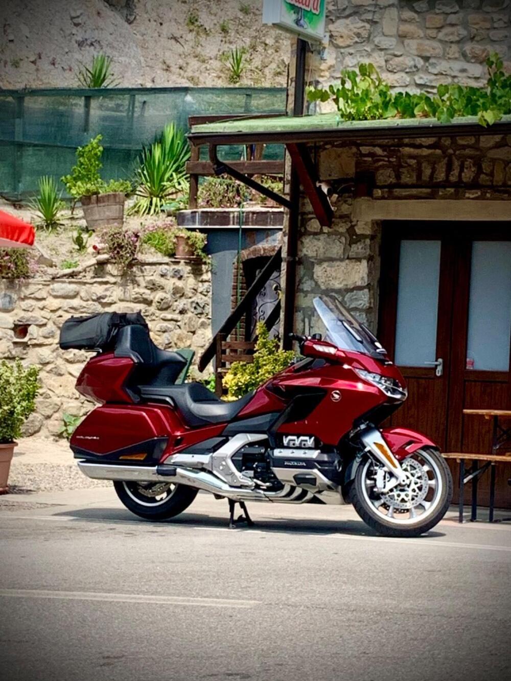 Honda GL 1800 Gold Wing Tour (2020) (5)