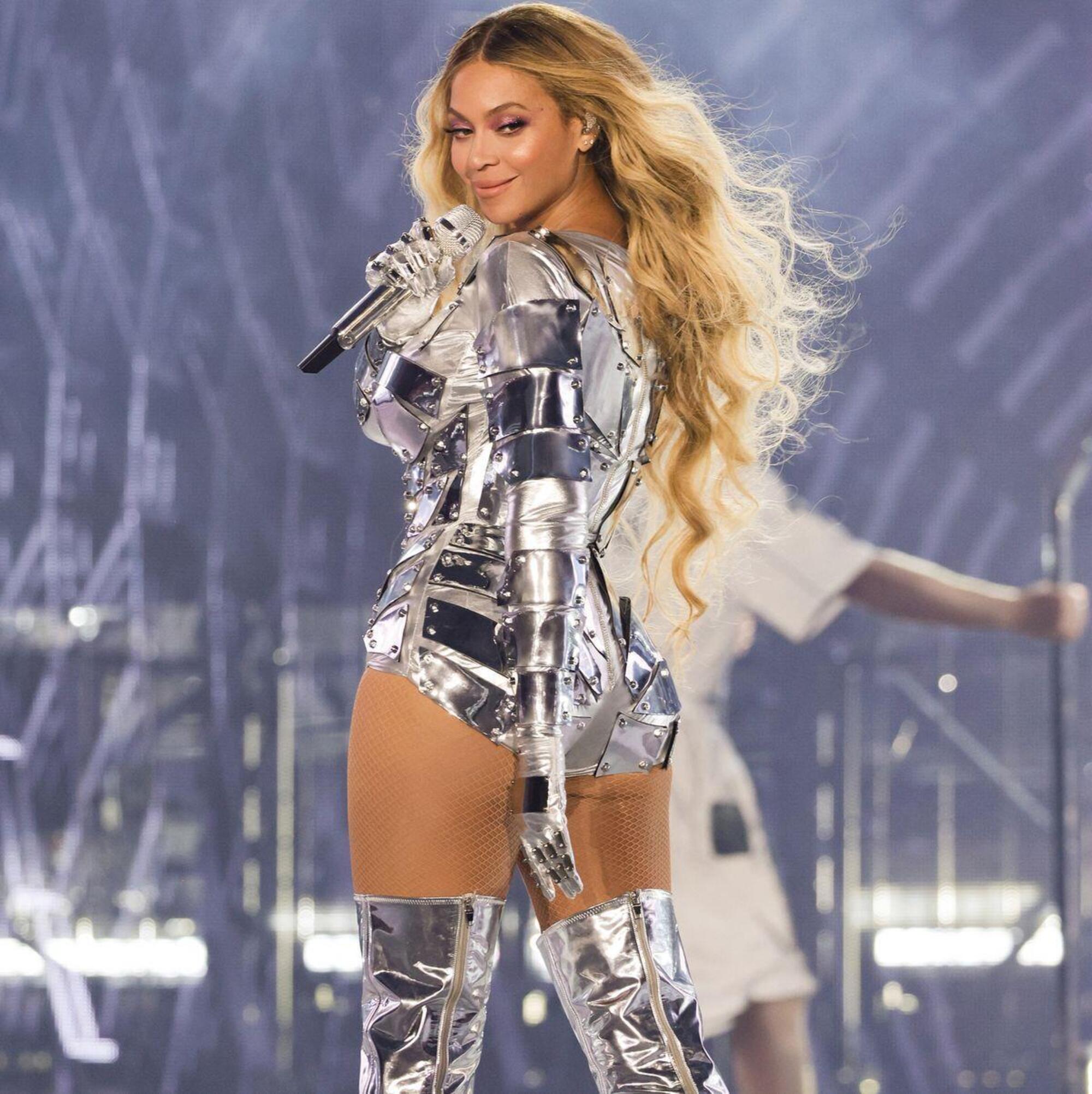 Beyonce in concerto per il tour per il suo album Renaissance