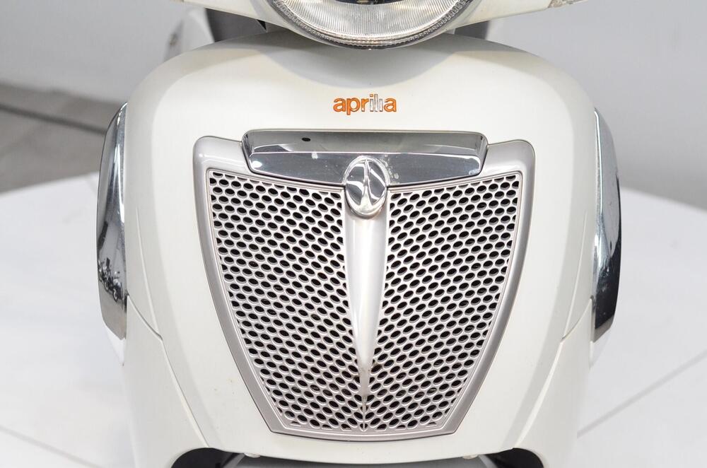 Aprilia Scarabeo 200 (2007 - 11) (9)