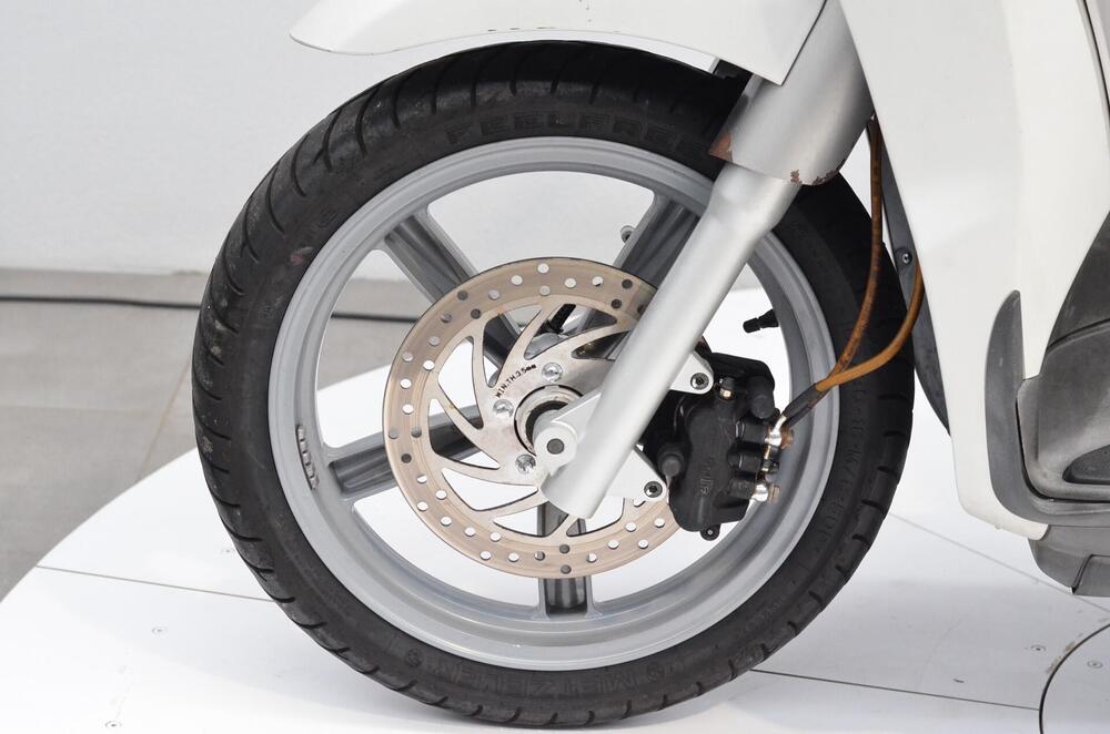 Aprilia Scarabeo 200 (2007 - 11) (12)