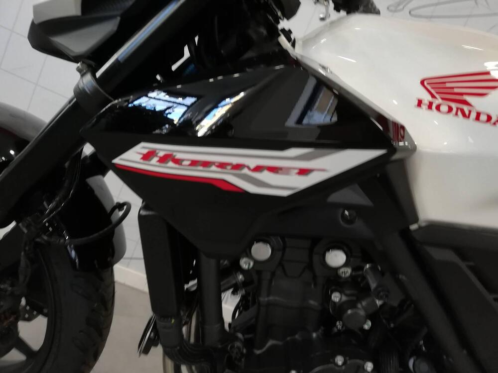 Honda CB 500 Hornet (2024 - 25) (5)