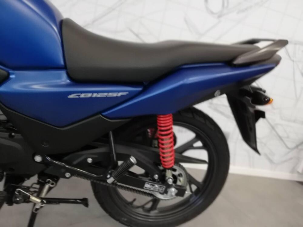 Honda CB 125 F (2021 - 25) (3)