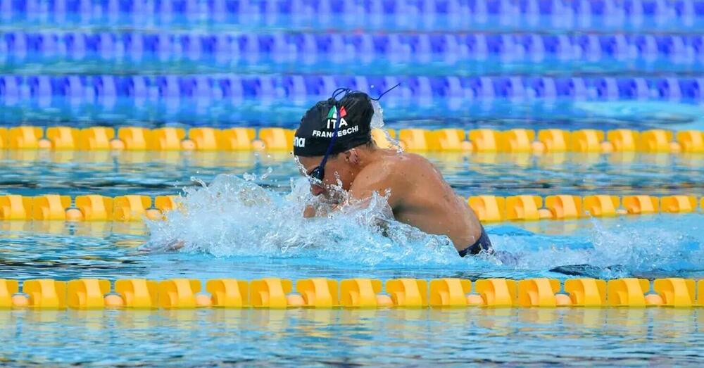 Come sono andati gli Assoluti 2024, la competizione italiana per strappare il pass olimpico nel nuoto