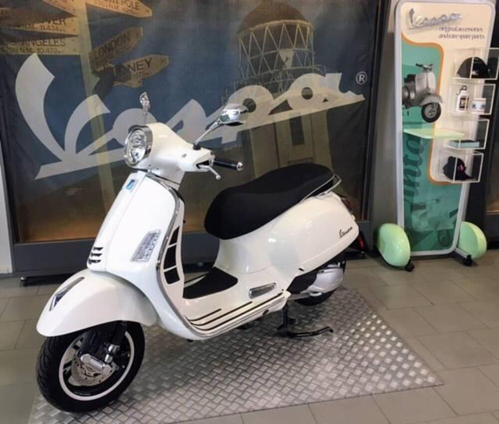 Vespa GTS 310 Super (2025) (4)