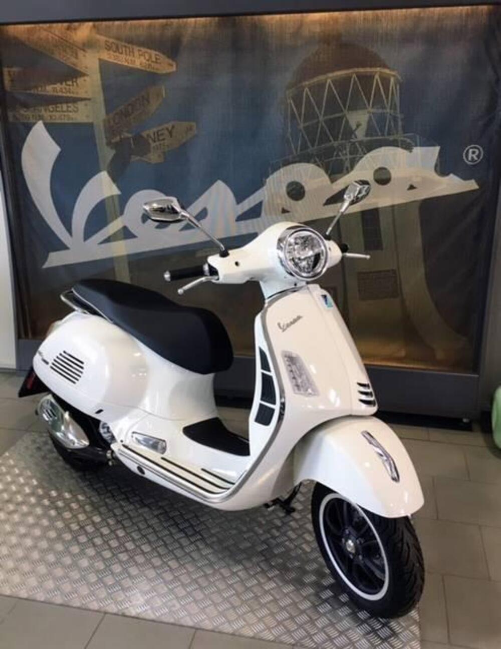 Vespa GTS 310 Super (2025) (3)