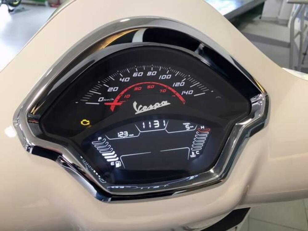 Vespa GTS 310 Super (2025) (5)