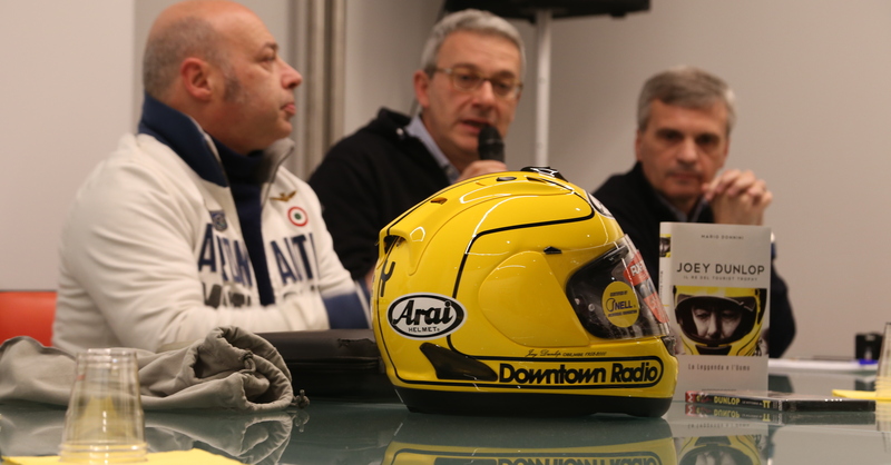 Arai RX7 Joey Dunlop Replica