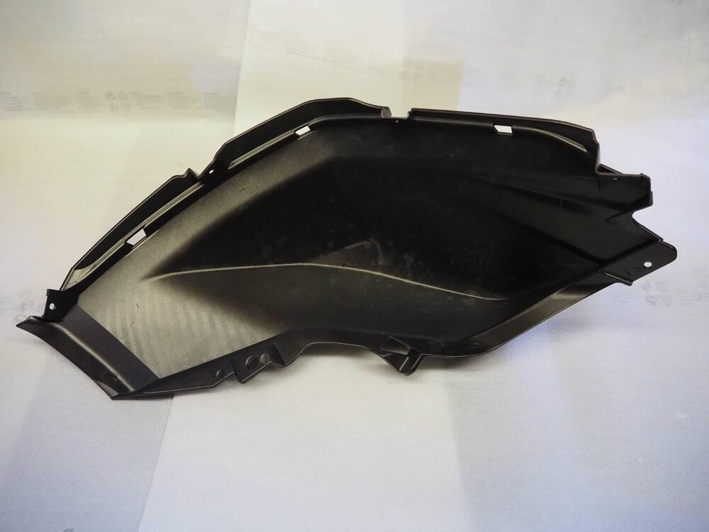 Calotta serbatoio sinistra grigia TRK 502 cod. 656 Benelli (3)