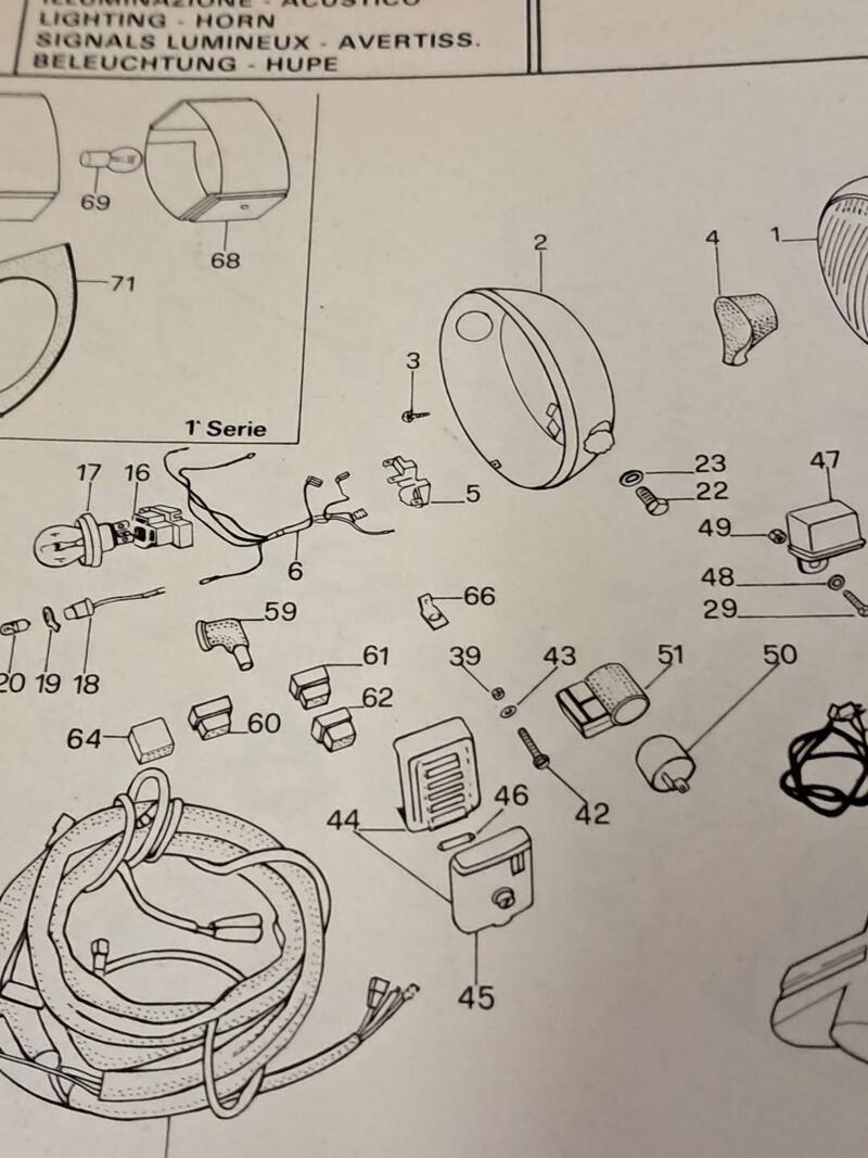 basetta per fanale anteriore LEMANS I GU14740459 Moto Guzzi (3)