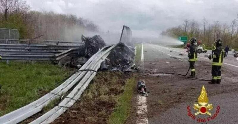 Schianto in Ferrari a 200 km/h a Vercelli, giallo sull&#039;identit&agrave; della passeggera