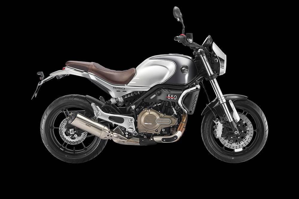 QJ Motor SRV 550 (2025) (3)