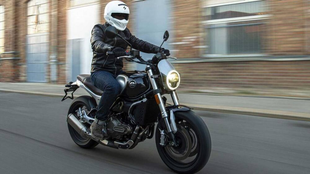 QJ Motor SRV 550 (2025) (8)