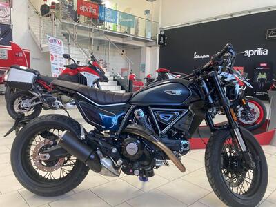 Ducati Scrambler 800 Nightshift (2023 - 25) nuova