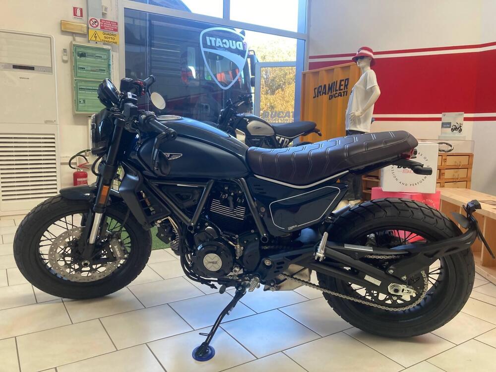 Ducati Scrambler 800 Nightshift (2023 - 25) (2)