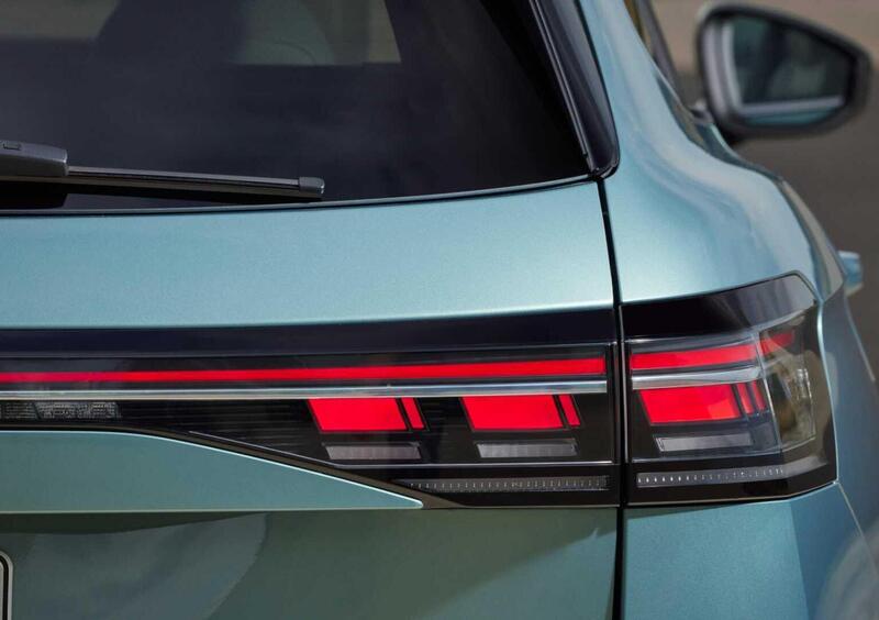 Volkswagen Passat (2023-->>) (15)