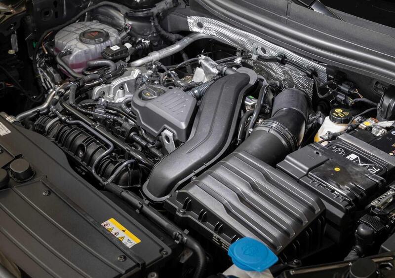Volkswagen Tiguan (2023-->>) (19)