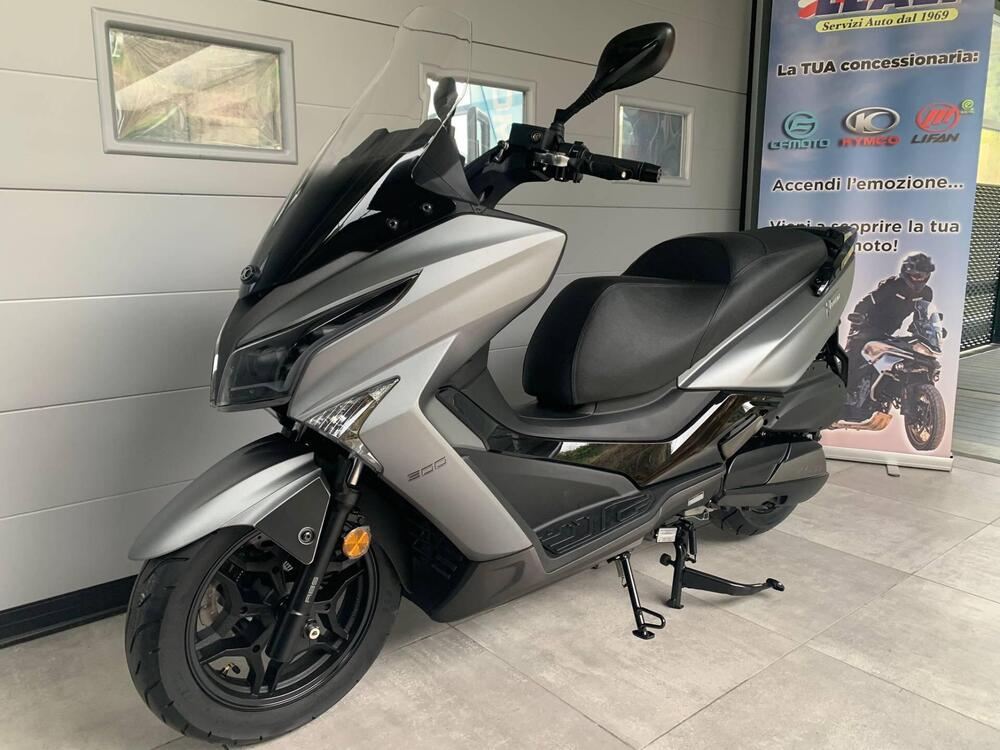 Kymco X-Town 300i (2021 - 24) (8)