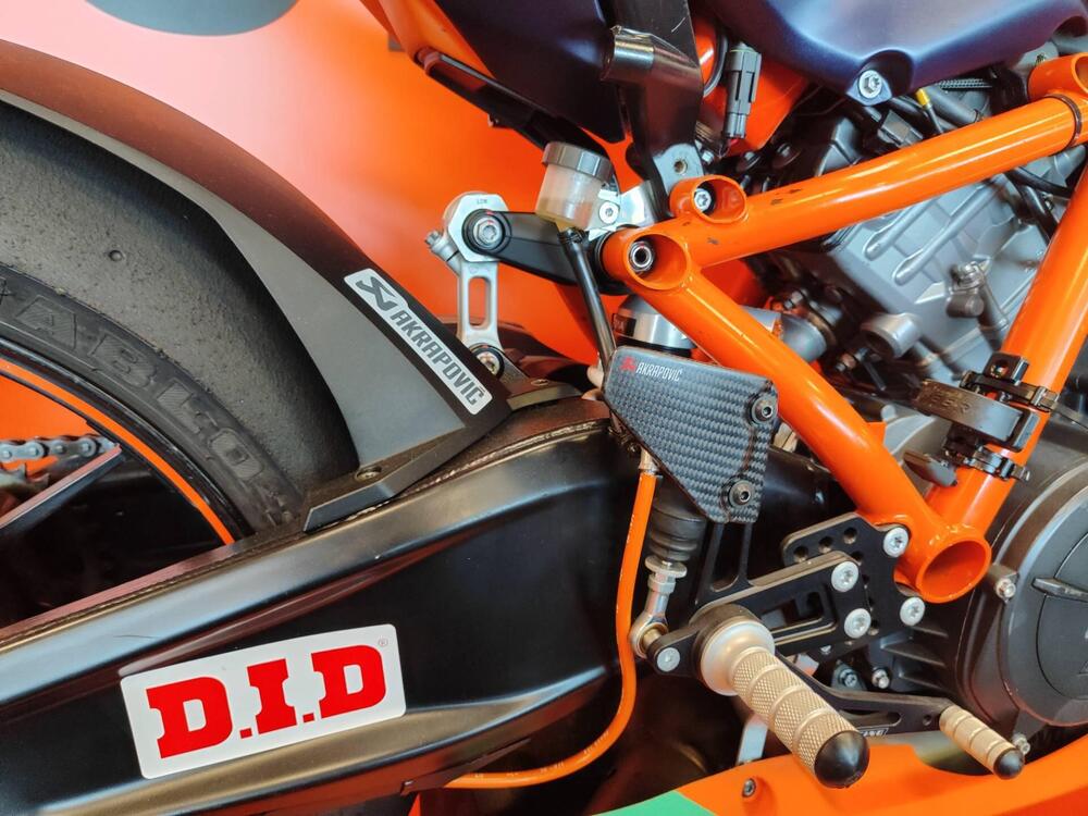 KTM 1190 RC8 R Track (2011 - 13) (5)