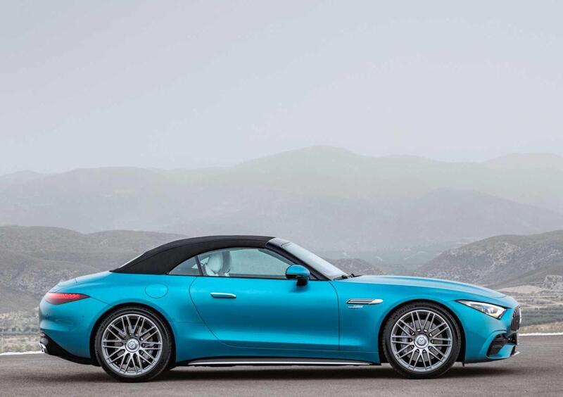 Mercedes-Benz SL (2022-->>) (9)