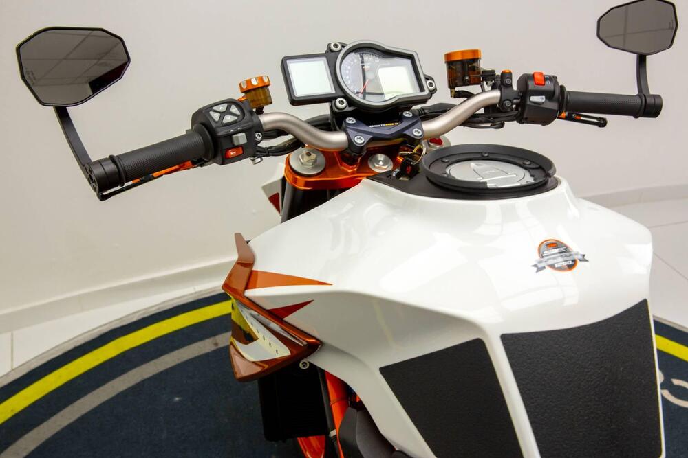 KTM 1290 Super Duke R ABS (2014 - 16) (11)