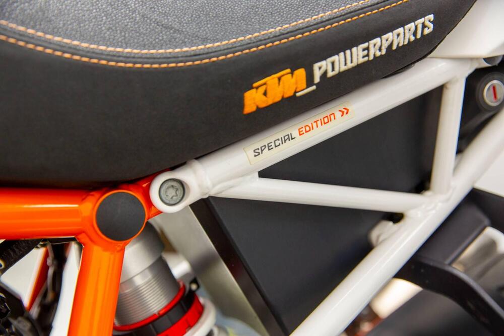 KTM 1290 Super Duke R ABS (2014 - 16) (16)