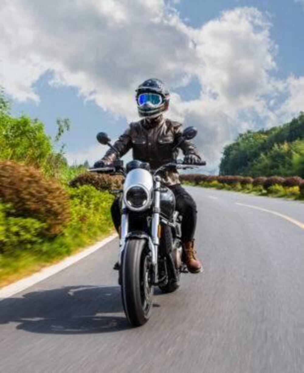 QJ Motor SRV 550 (2024) (3)