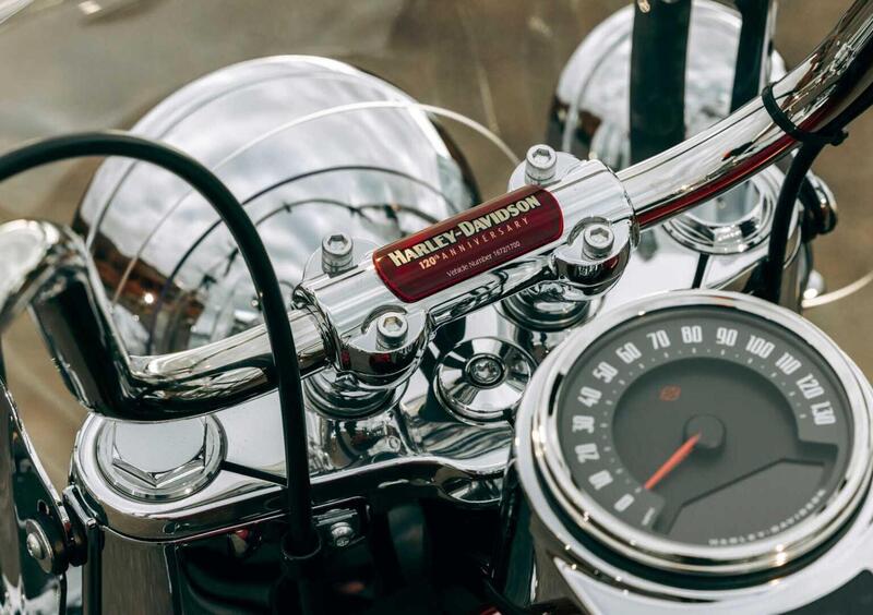 Harley-Davidson Softail-Cruiser Heritage Classic Anniversary (2023) (5)