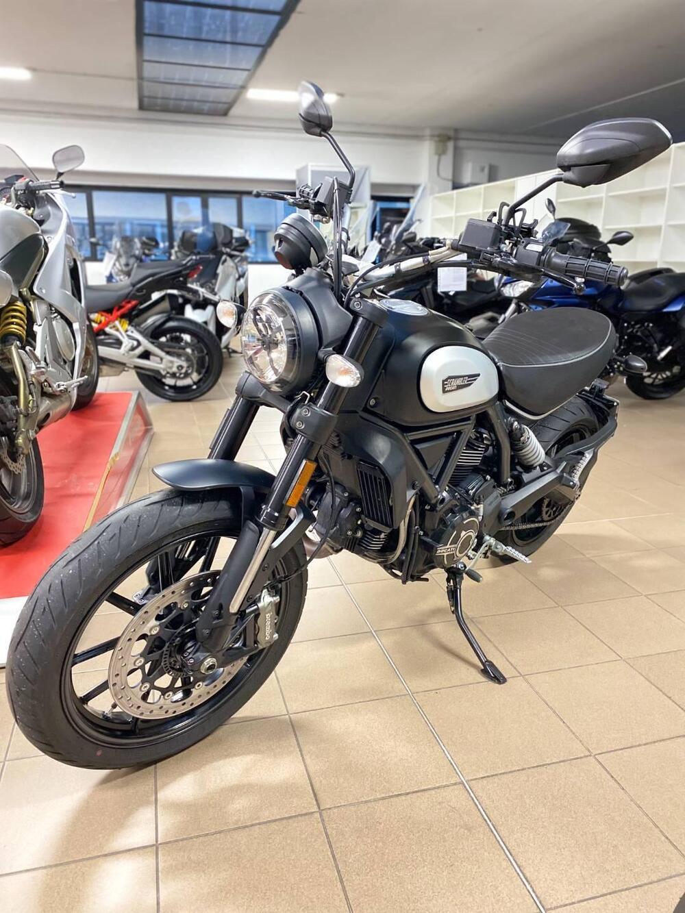 Ducati Scrambler 800 Icon Dark (2021 - 22) (6)