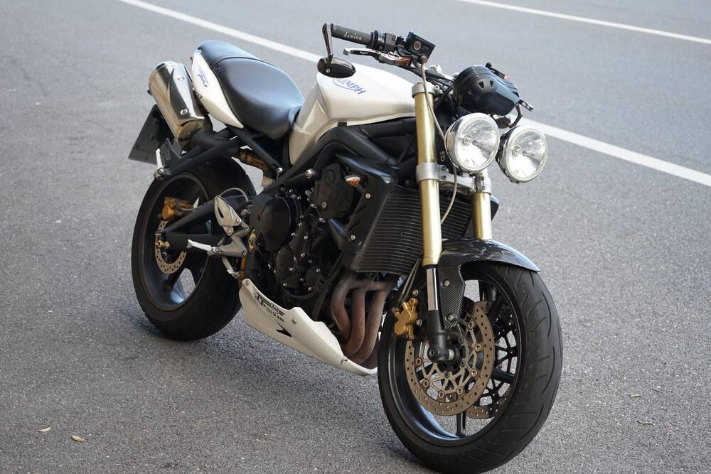 Triumph Street Triple (2007 - 12) (2)