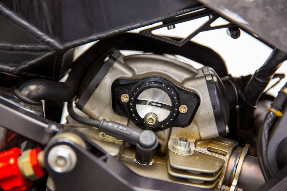 Vyrus 984 C3 2v (2012 - 20) (17)