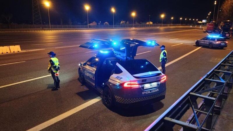 La prima Auto Elettrica per la Polizia Stradale &egrave; una Tesla Model X