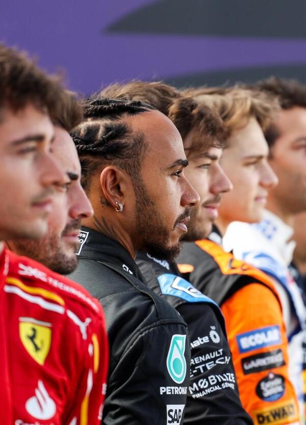 F1, torna il caos piloti intorno a Red Bull e Mercedes: Sainz, Verstappen o Alonso? E che fine far&agrave; Daniel Ricciardo?