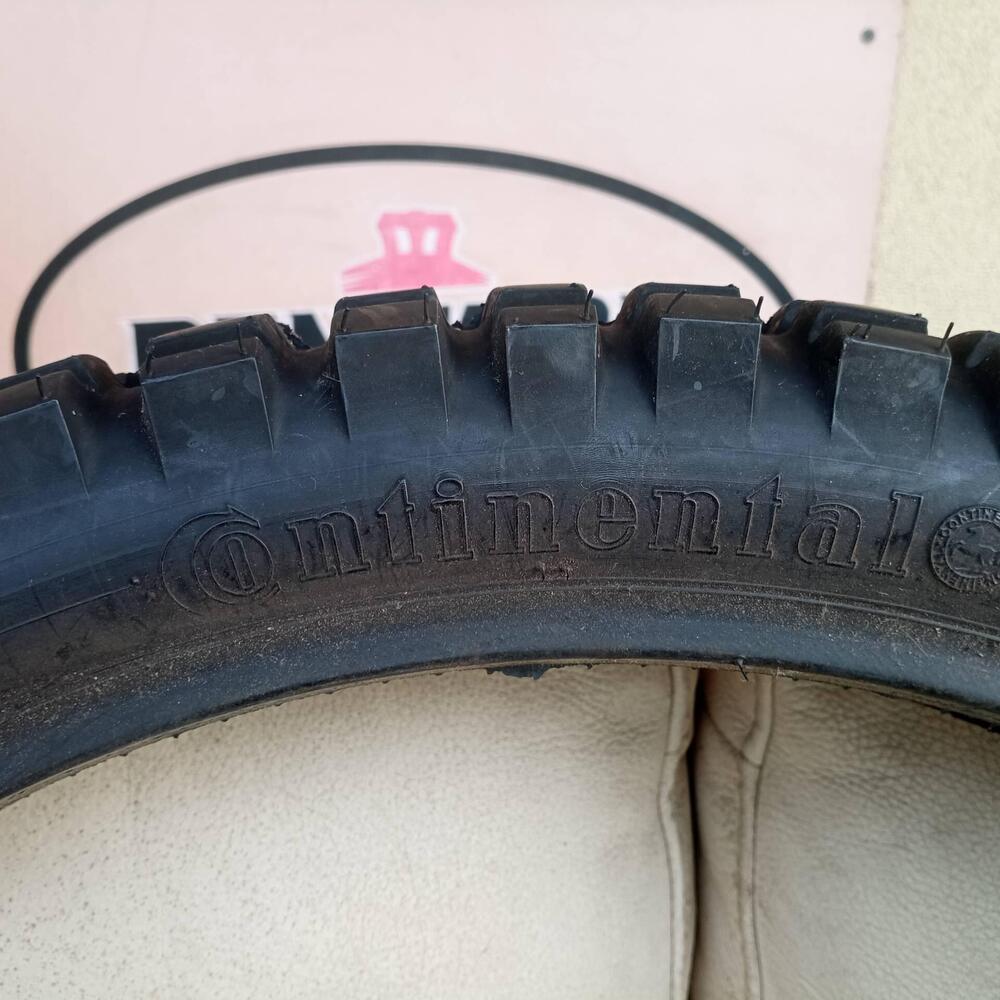 Pneumatico Continental, Twinduro (3)