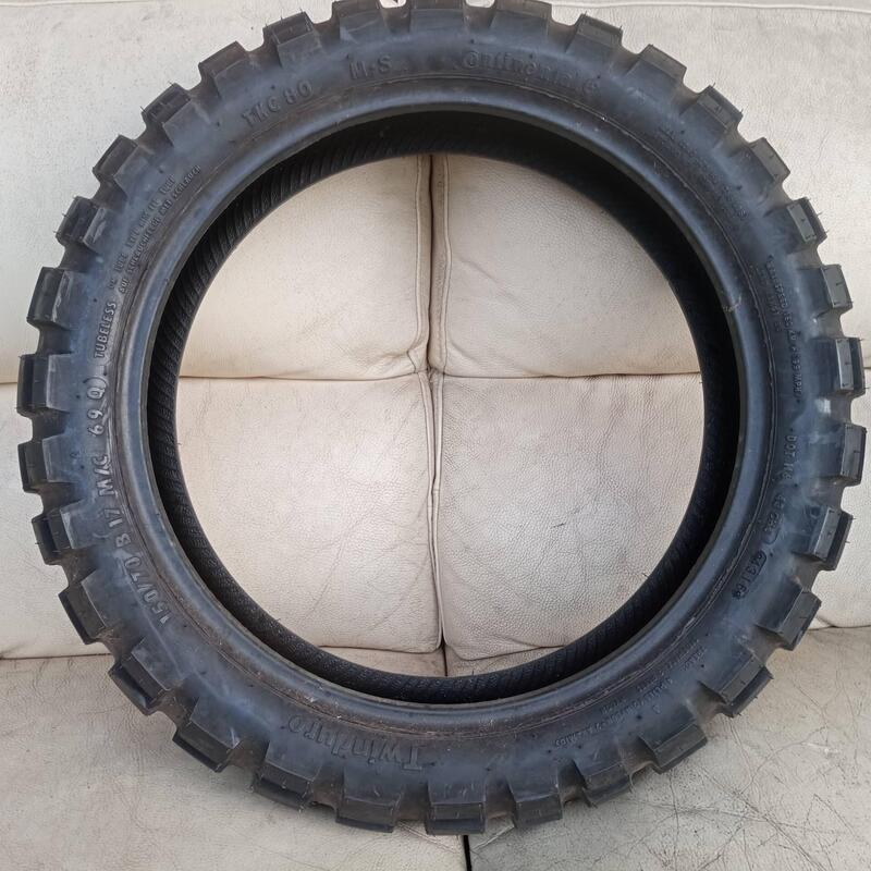 Pneumatico Continental Twinduro (5)