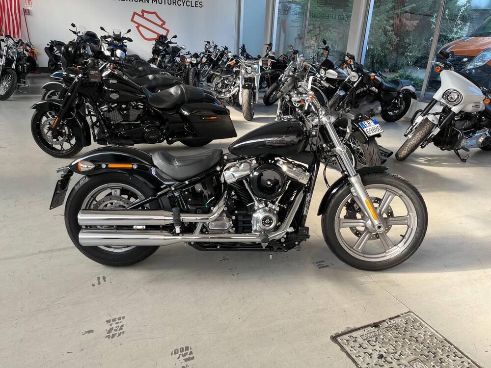 Harley-Davidson Softail Standard (2020) - FXST (5)