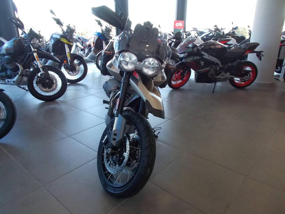 Moto Guzzi V85 TT Travel (2024 - 26) (3)