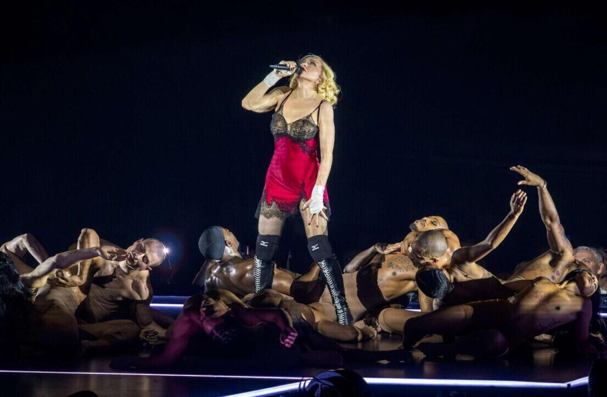 Madonna tour 2024